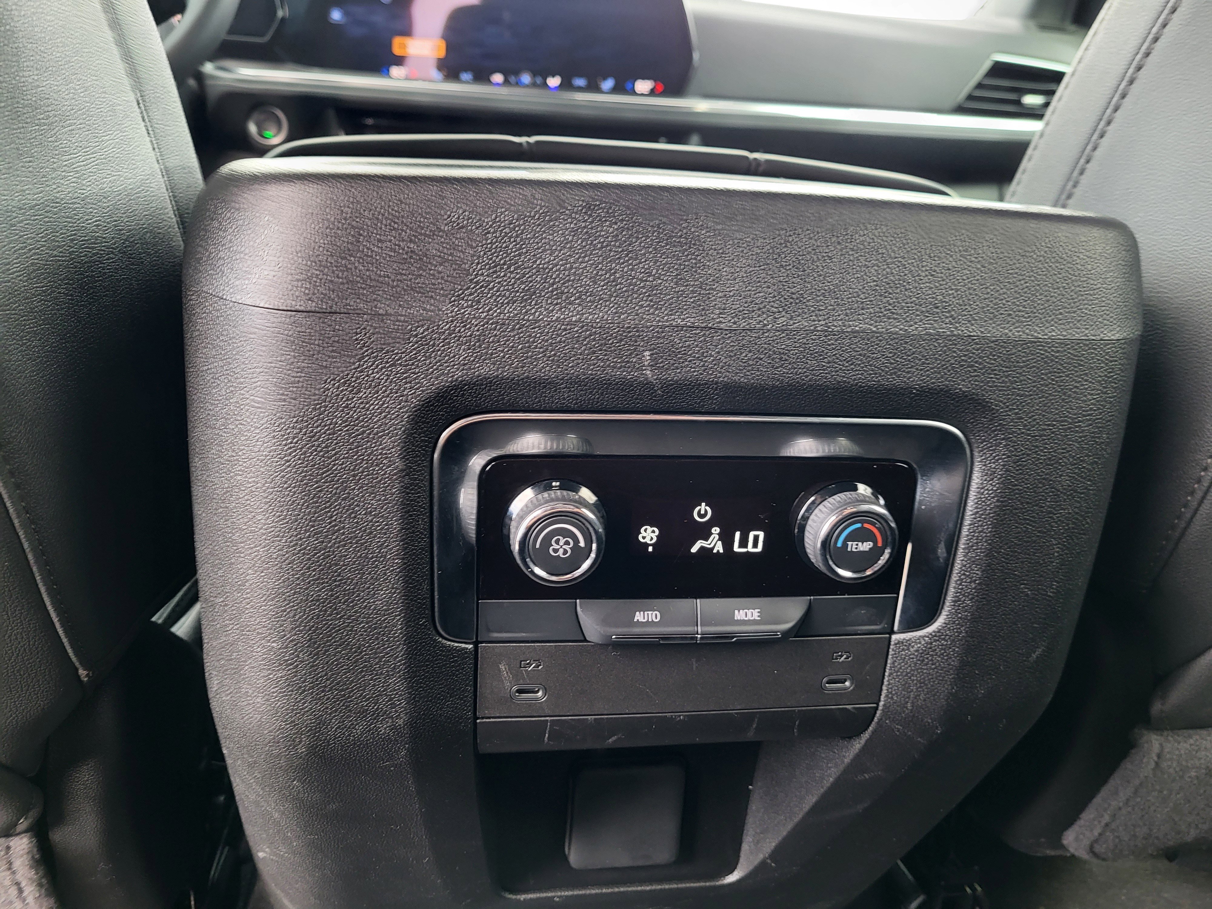 Certified 2025 Chevrolet Tahoe Z71 image 17