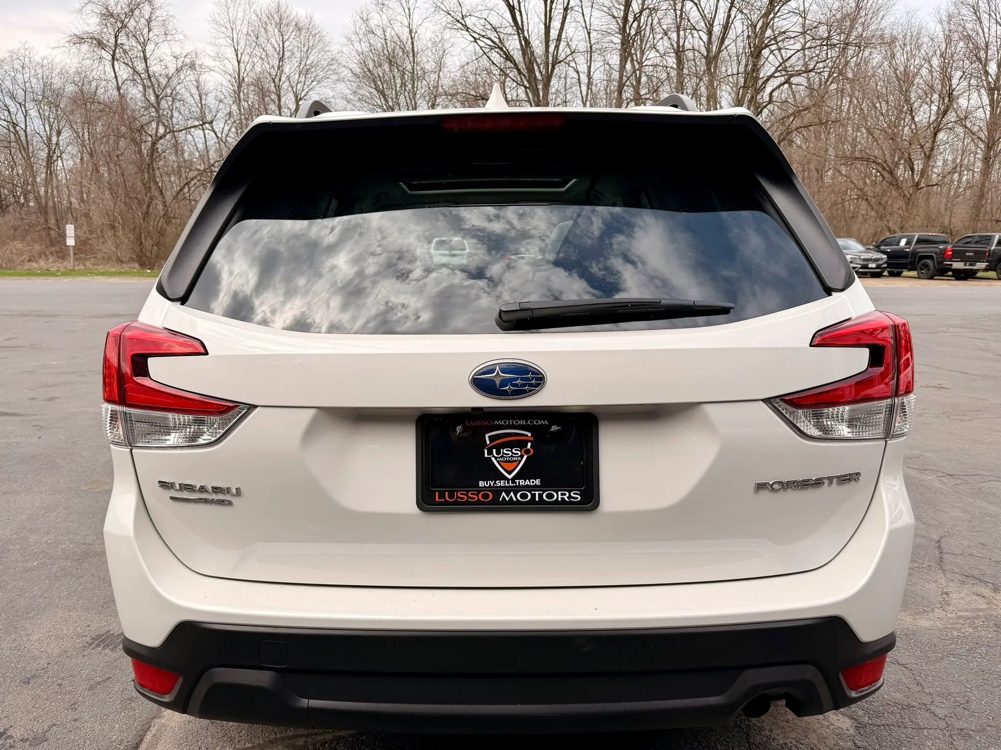 Used 2023 Subaru Forester Premium AWD/4WD image 5