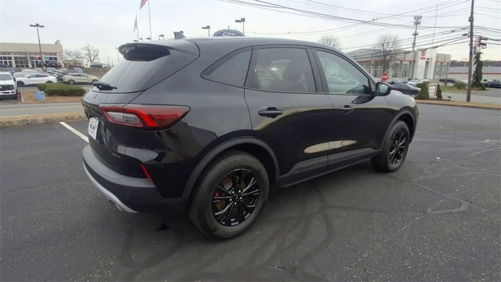 Used 2025 Ford Escape Active w/ Tech Pack #1 image 8