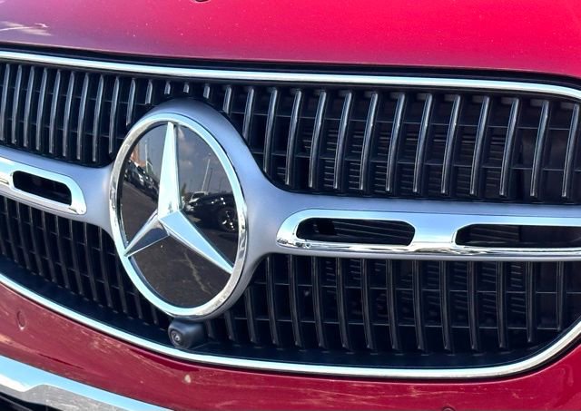 New 2026 Mercedes-Benz GLC 350e 4MATIC image 5