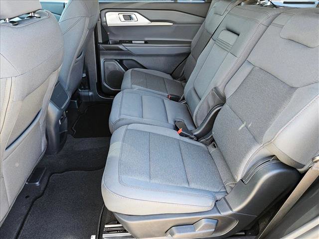 New 2026 Ford Explorer Active image 16