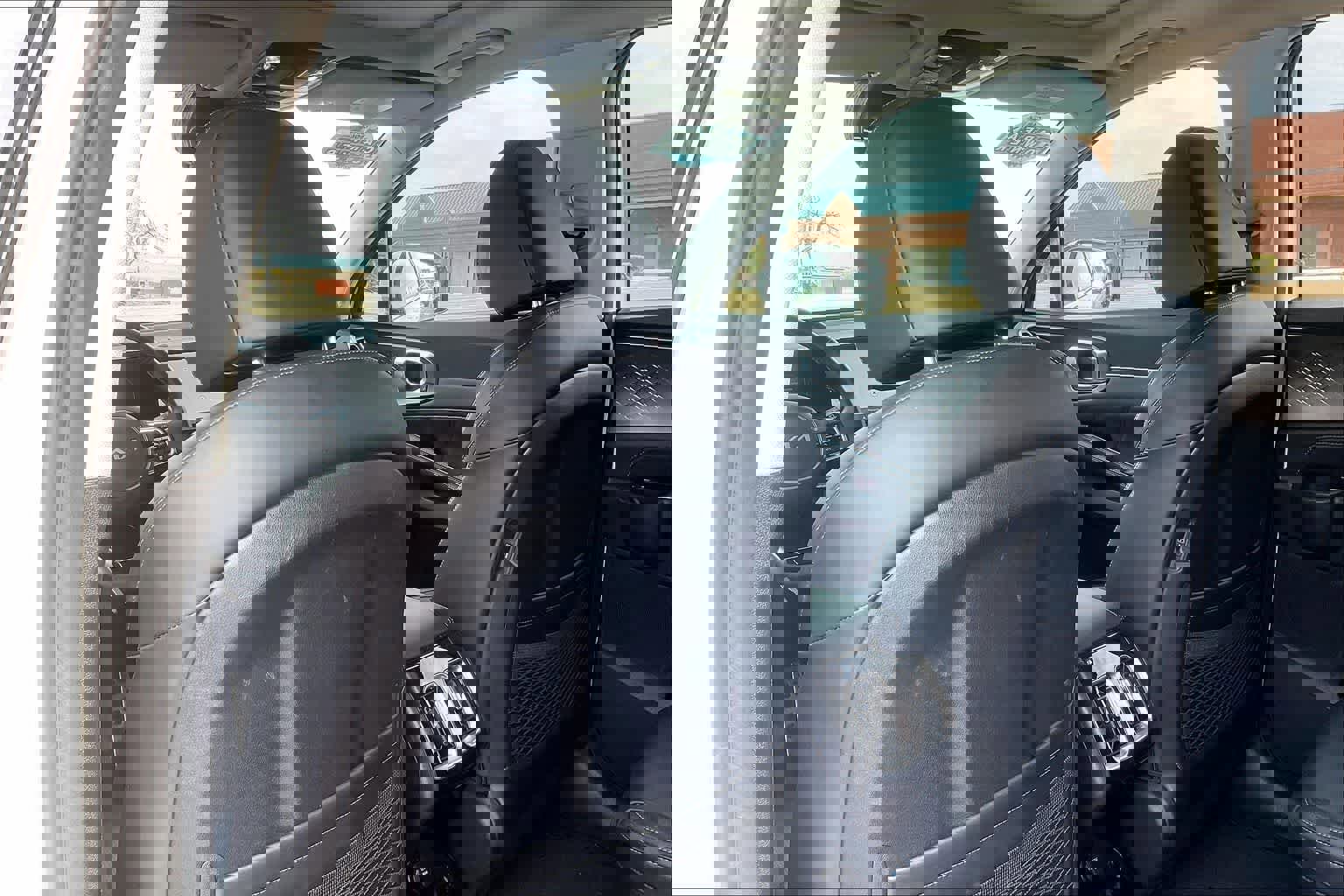 Certified 2024 Kia Sorento SX image 10