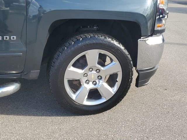 Used 2017 Chevrolet Silverado 1500 LT w/ High Desert Package image 6