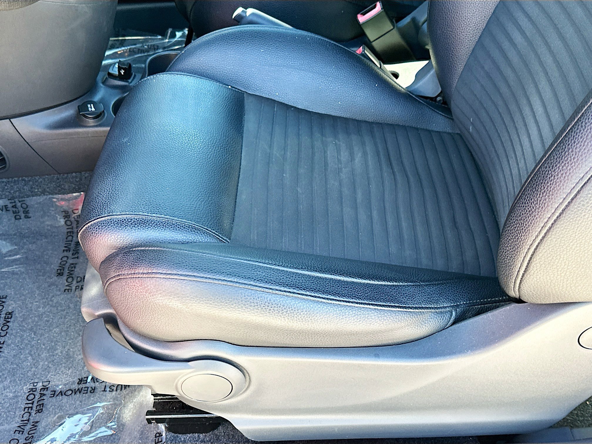 Used 2015 FIAT 500 Sport image 17