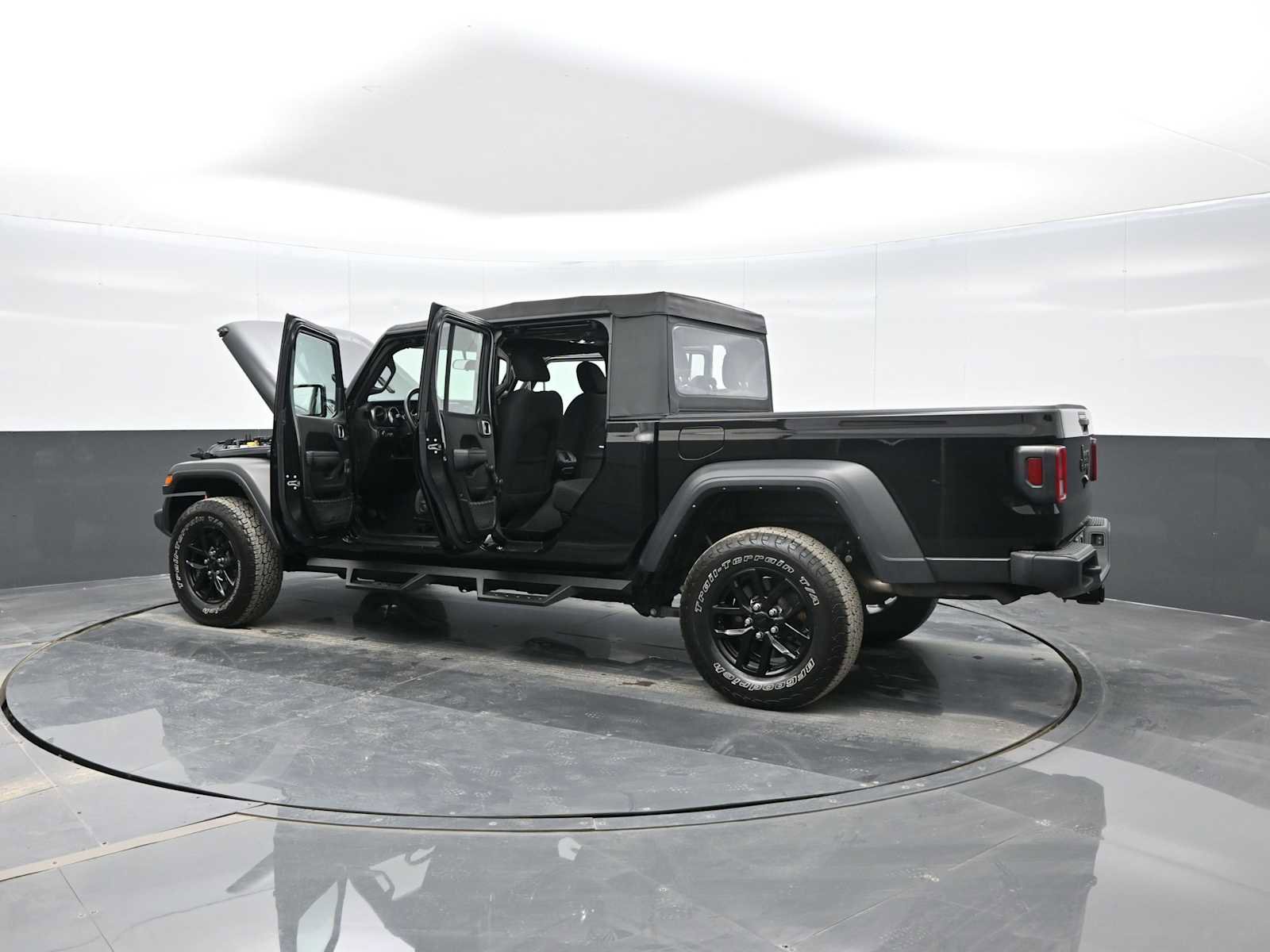 Used 2022 Jeep Gladiator Sport w/ Trailer Tow Package image 42