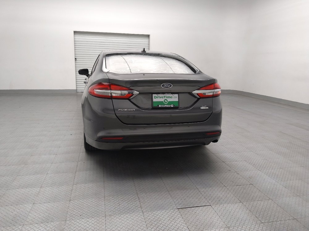 Used 2020 Ford Fusion SE image 6