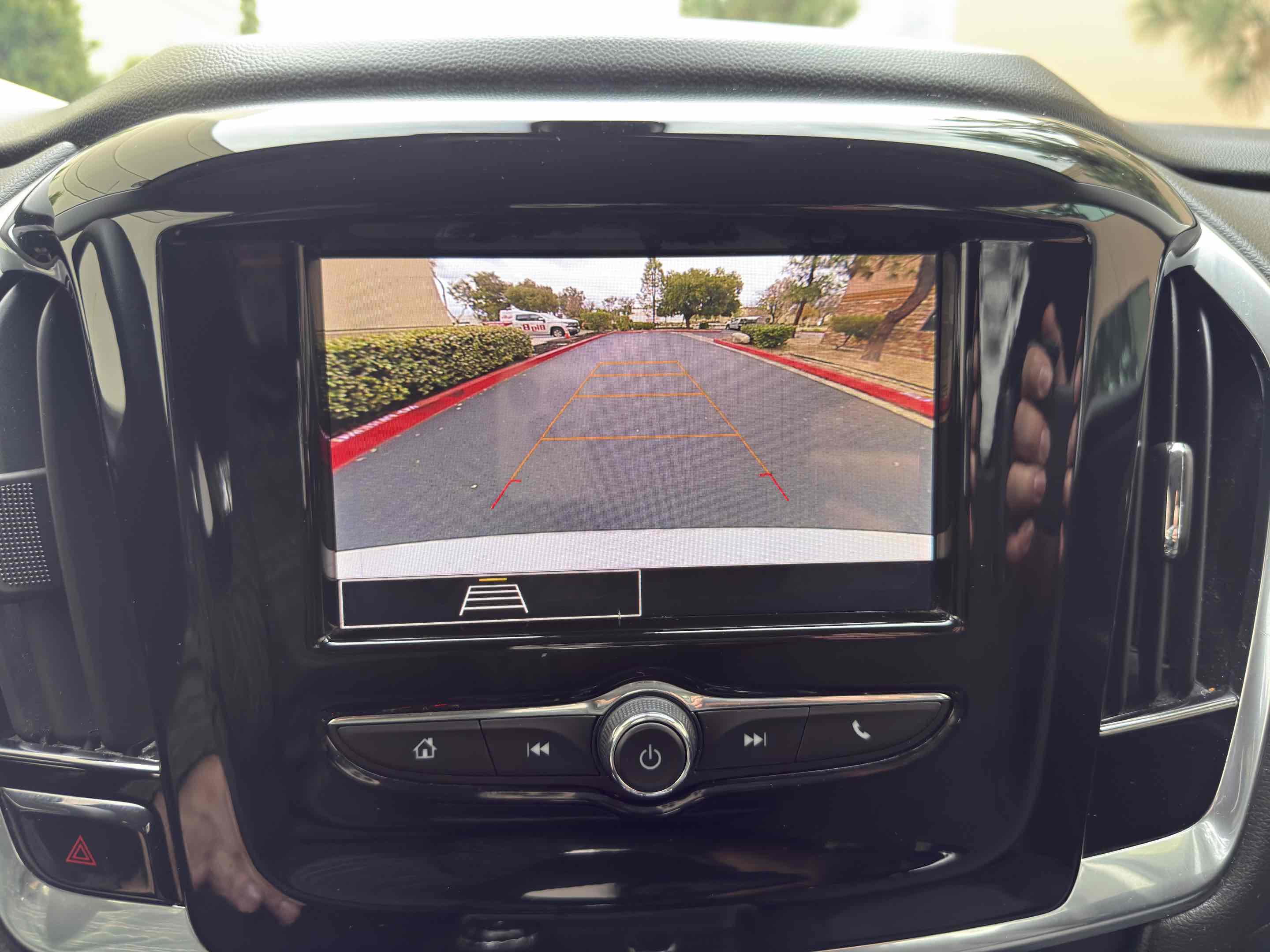 Used 2020 Chevrolet Traverse LS image 75