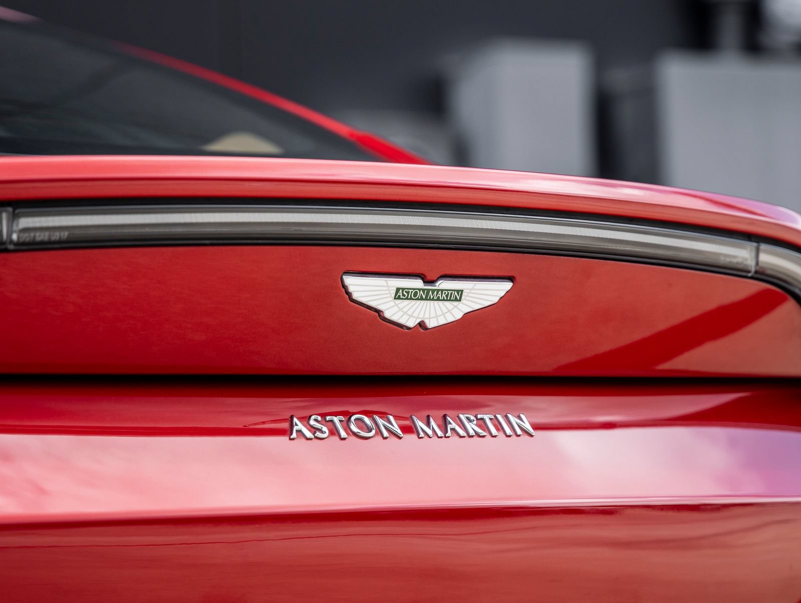 Used 2020 Aston Martin V8 Vantage Coupe RWD image 13