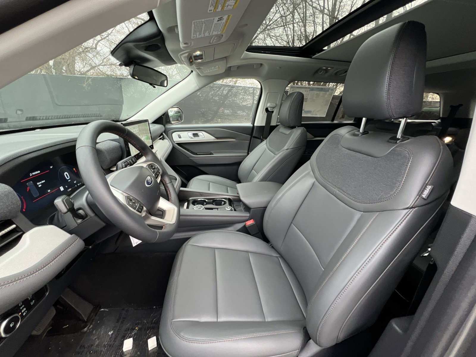 New 2025 Ford Explorer Active w/ Active Comfort Package image 13