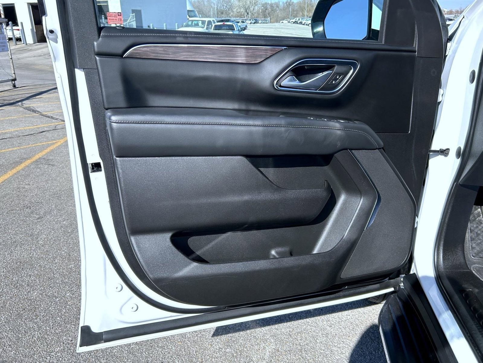 Certified 2023 Chevrolet Tahoe LS AWD/4WD image 9