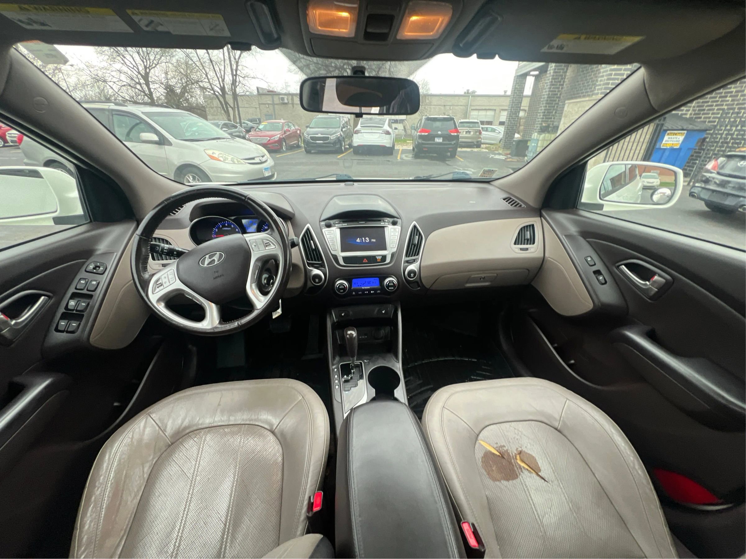 Used 2010 Hyundai Tucson Limited image 27