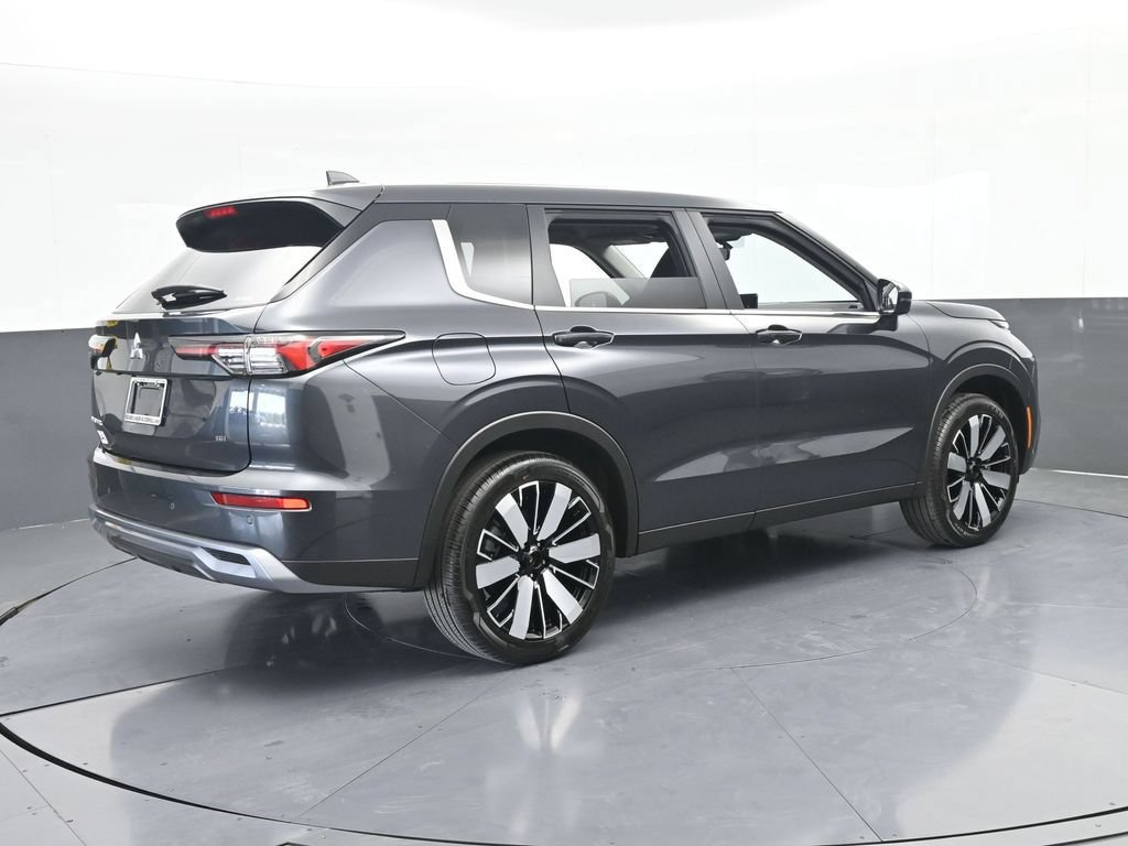 New 2026 Mitsubishi Outlander SE AWD/4WD image 6
