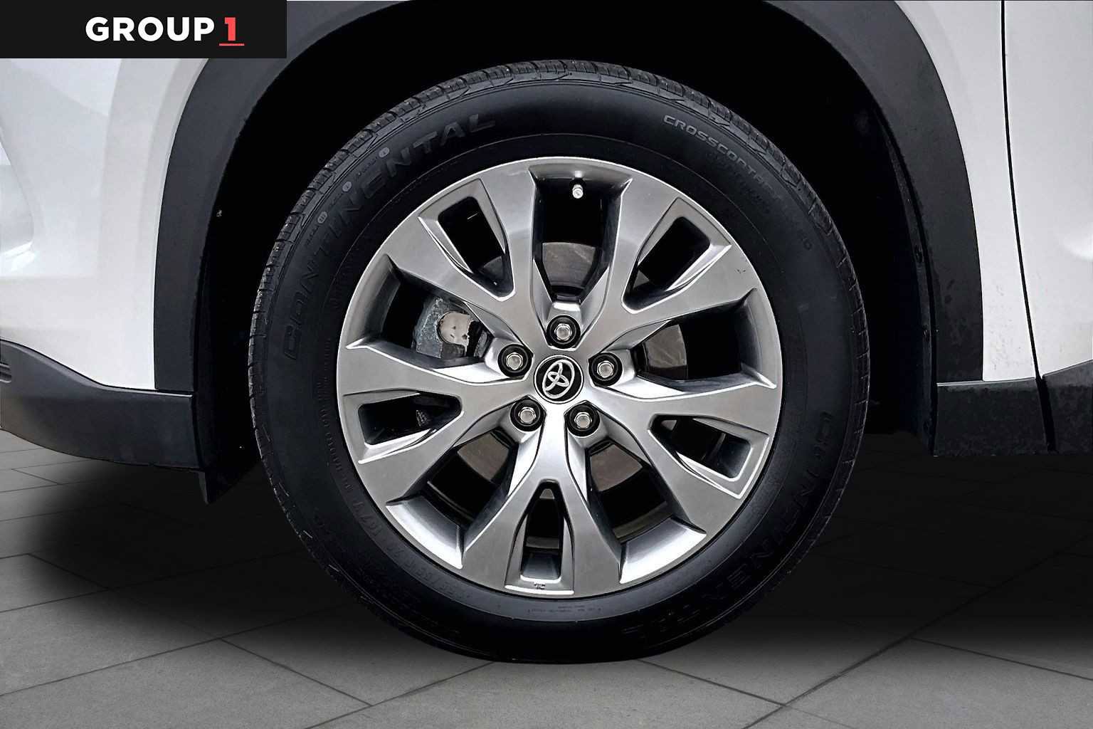 Used 2024 Toyota Grand Highlander AWD image 11
