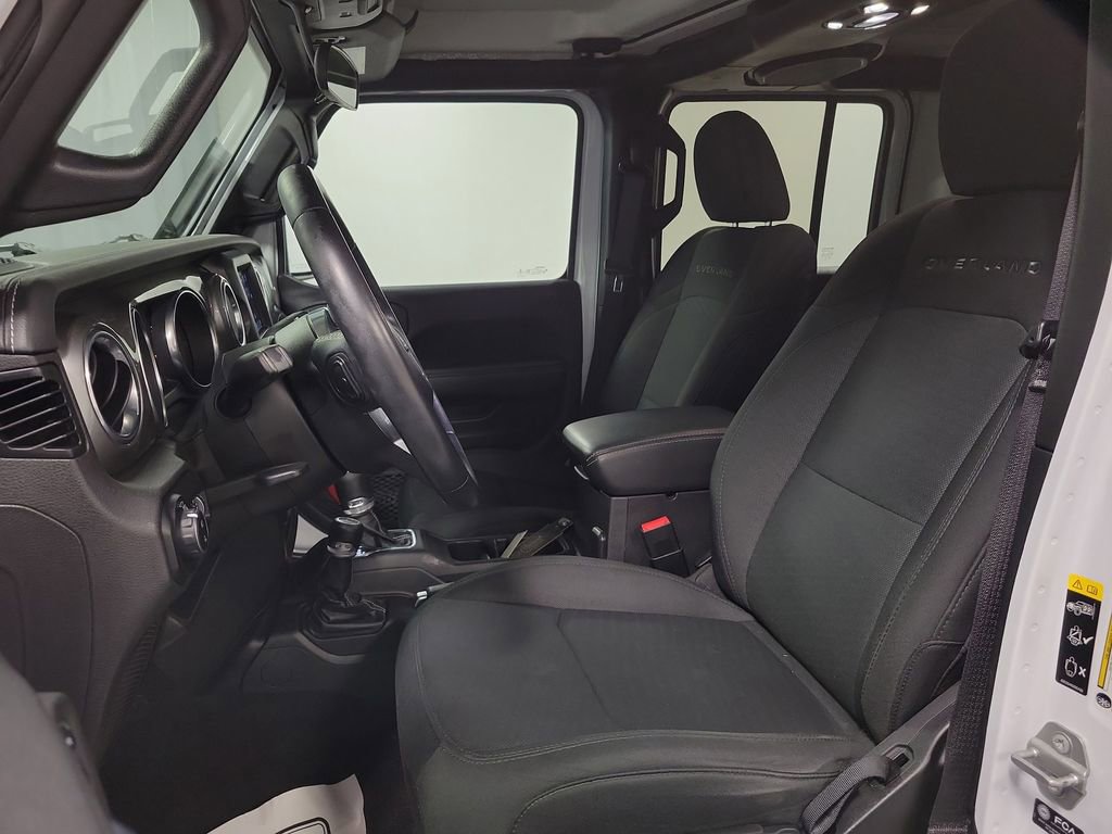 Used 2021 Jeep Gladiator Overland w/ Trailer Tow Package image 13