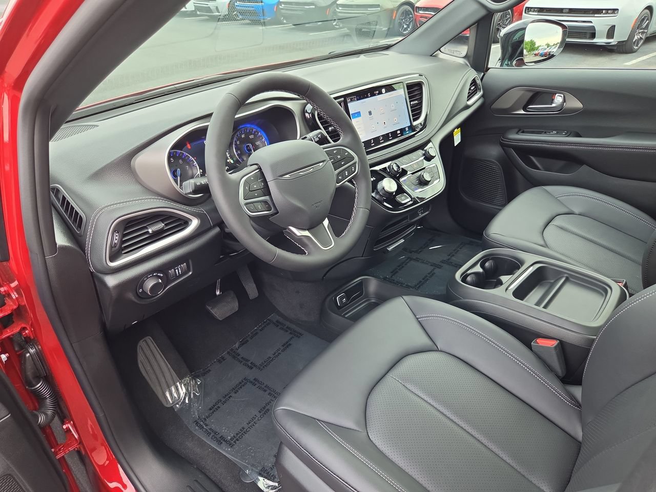 New 2027 Chrysler Pacifica Select AWD/4WD image 19