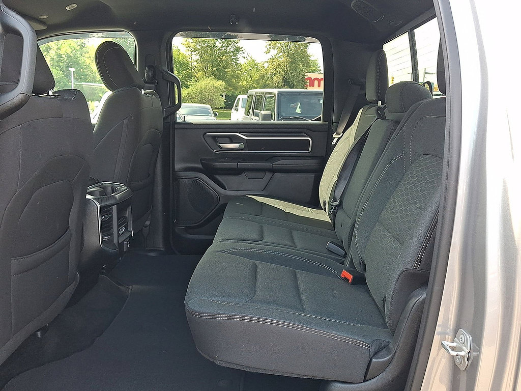 Used 2025 RAM 1500 Big Horn AWD/4WD image 26