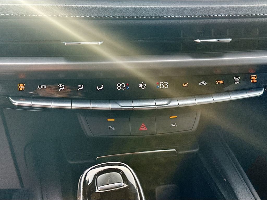 Used 2024 Cadillac XT4 Premium Luxury FWD image 20