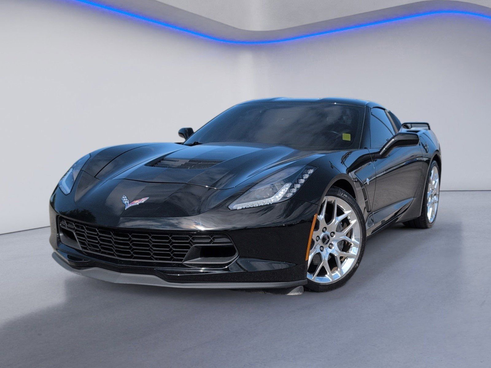 Used 2017 Chevrolet Corvette Stingray Coupe w/ 1LT image 2