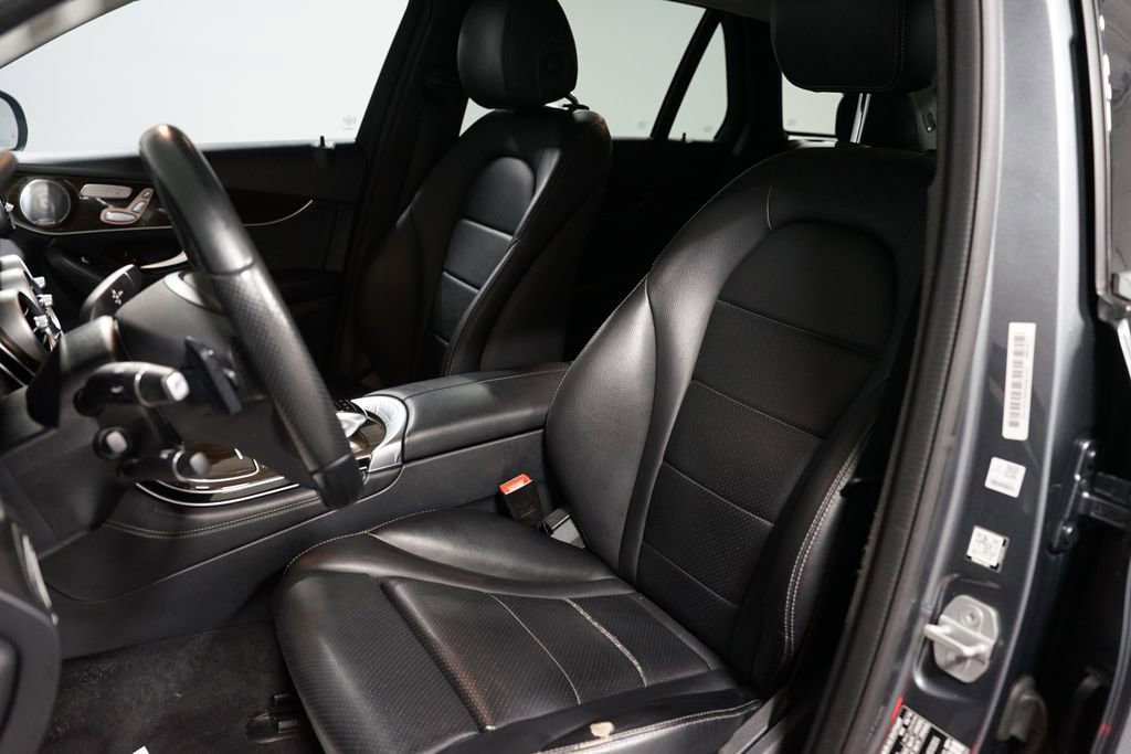 Used 2016 Mercedes-Benz GLC 300 image 27
