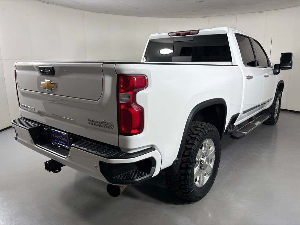 Used 2024 Chevrolet Silverado 3500 High Country w/ High Country Premium Package image 10