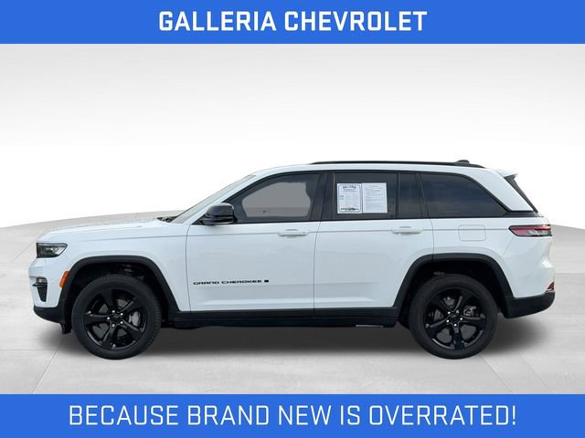 Used 2023 Jeep Grand Cherokee Limited w/ Black Appearance Package RWD image 4