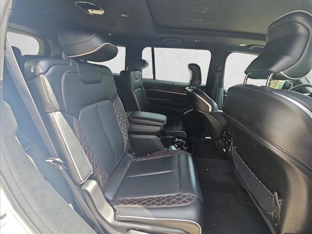Used 2023 Jeep Grand Cherokee L Summit w/ Advanced Protech Group IV image 19