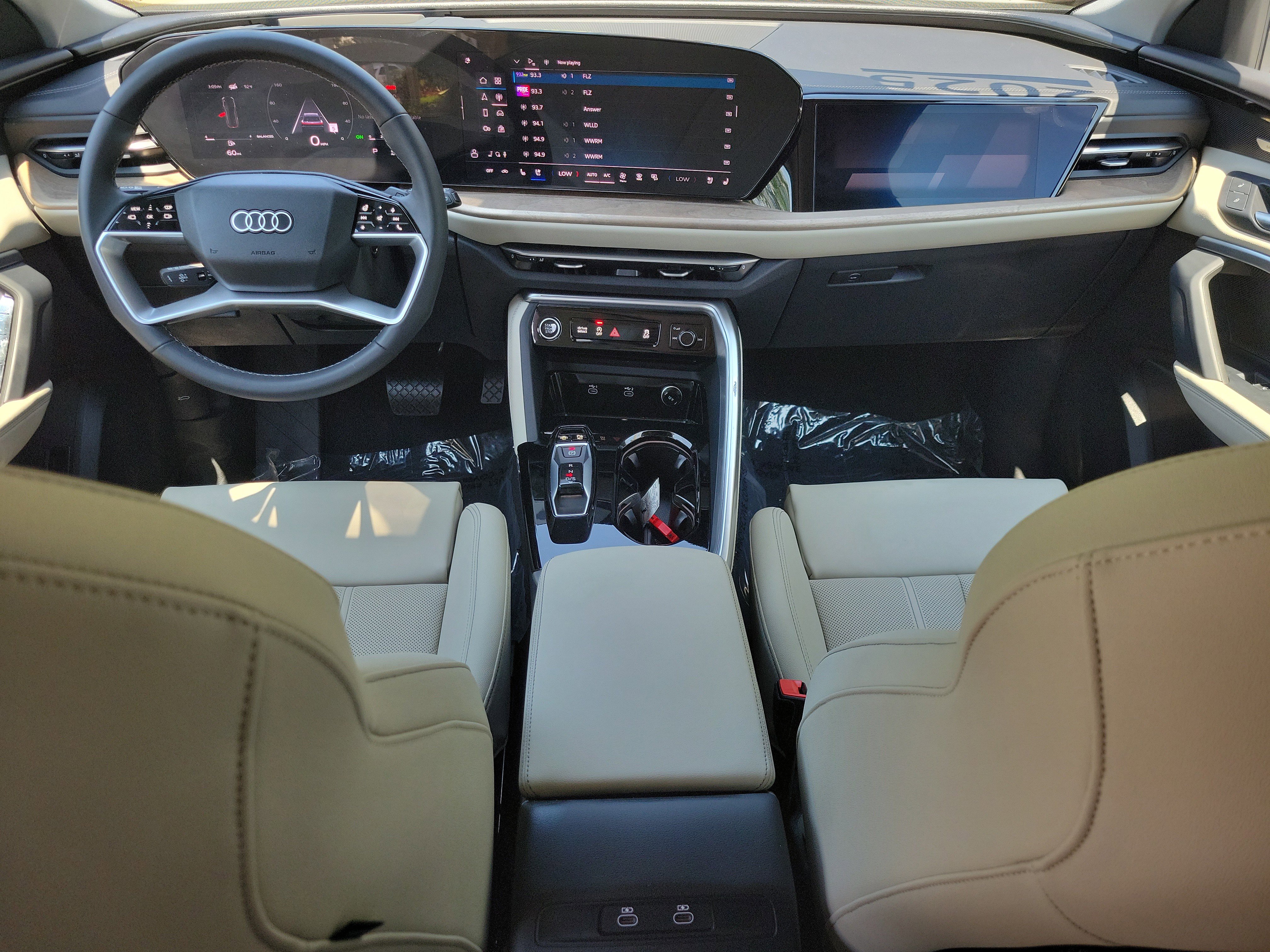 Certified 2025 Audi Q5 Prestige AWD/4WD image 12