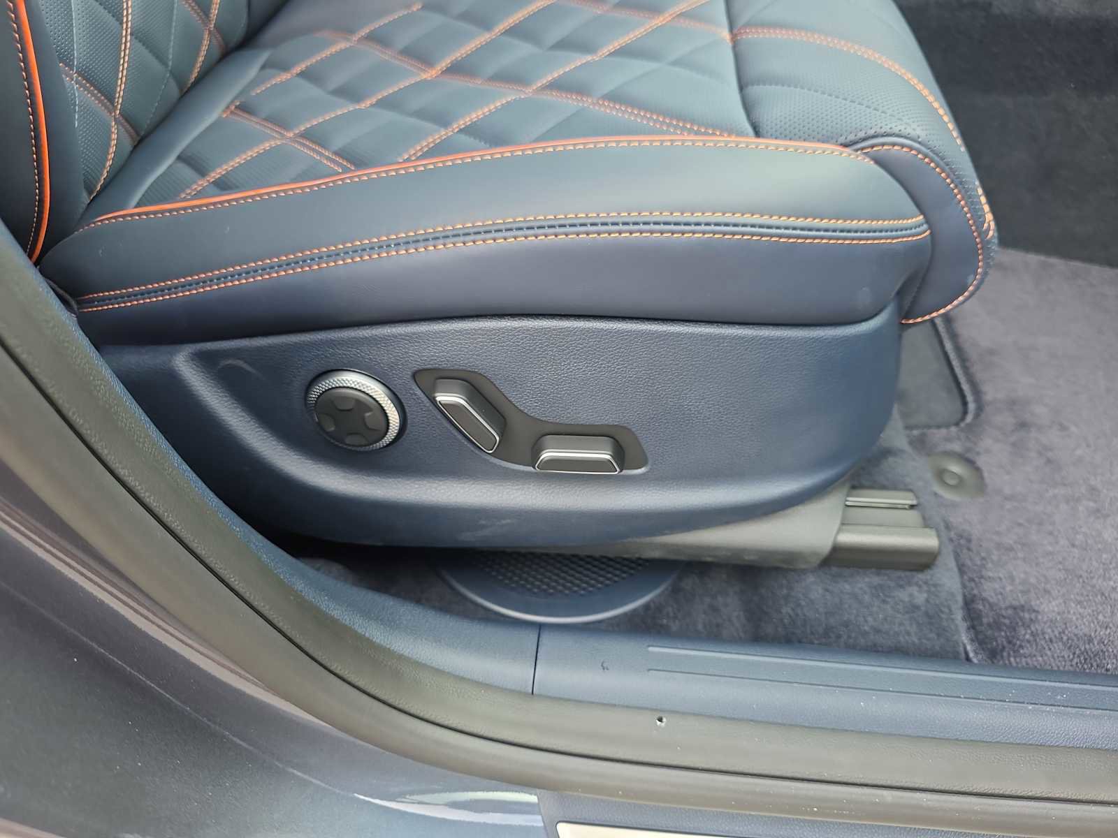 New 2026 Genesis GV70 3.5T Sport Prestige AWD/4WD image 30