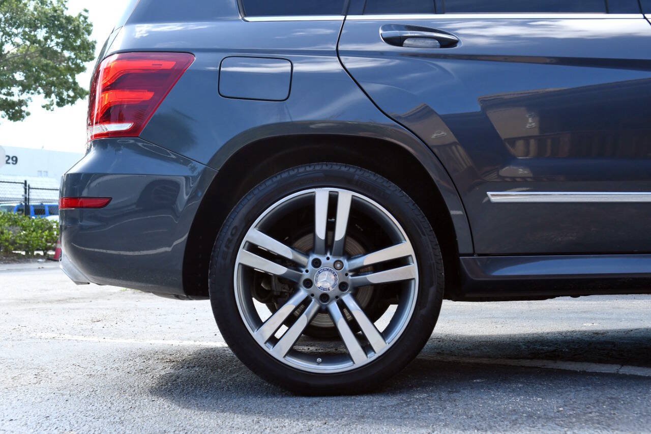 Used 2015 Mercedes-Benz GLK 350 2WD w/ Premium 1 Package image 34