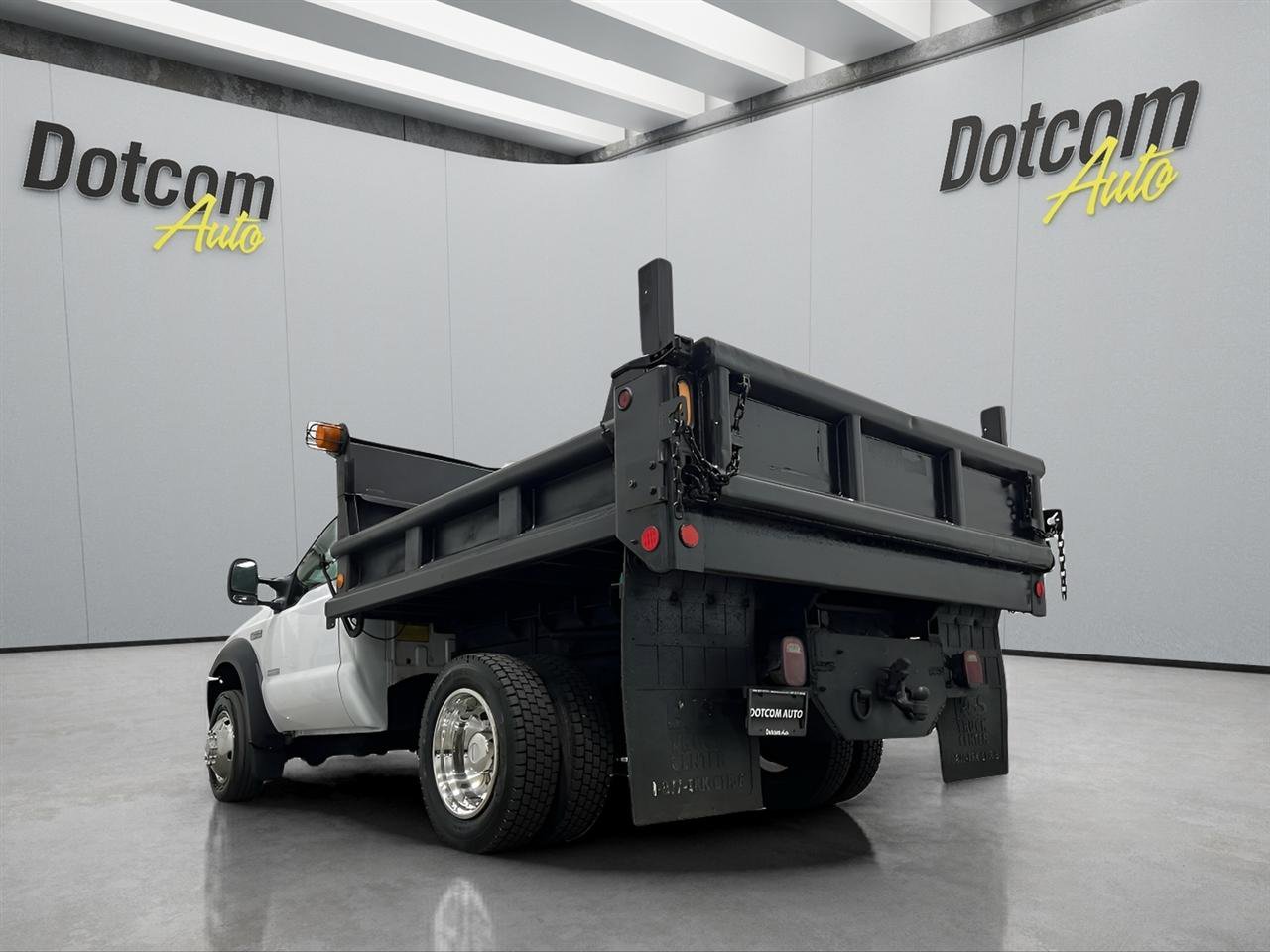 Used 2007 Ford F450 2WD Regular Cab Super Duty image 8