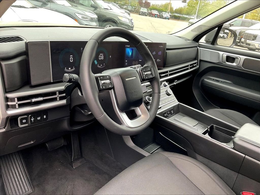 Used 2026 Hyundai Santa Fe SE AWD/4WD image 8