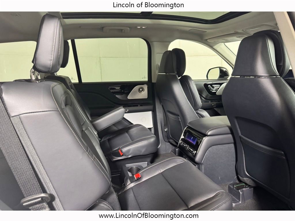 New 2026 Lincoln Aviator Reserve image 17