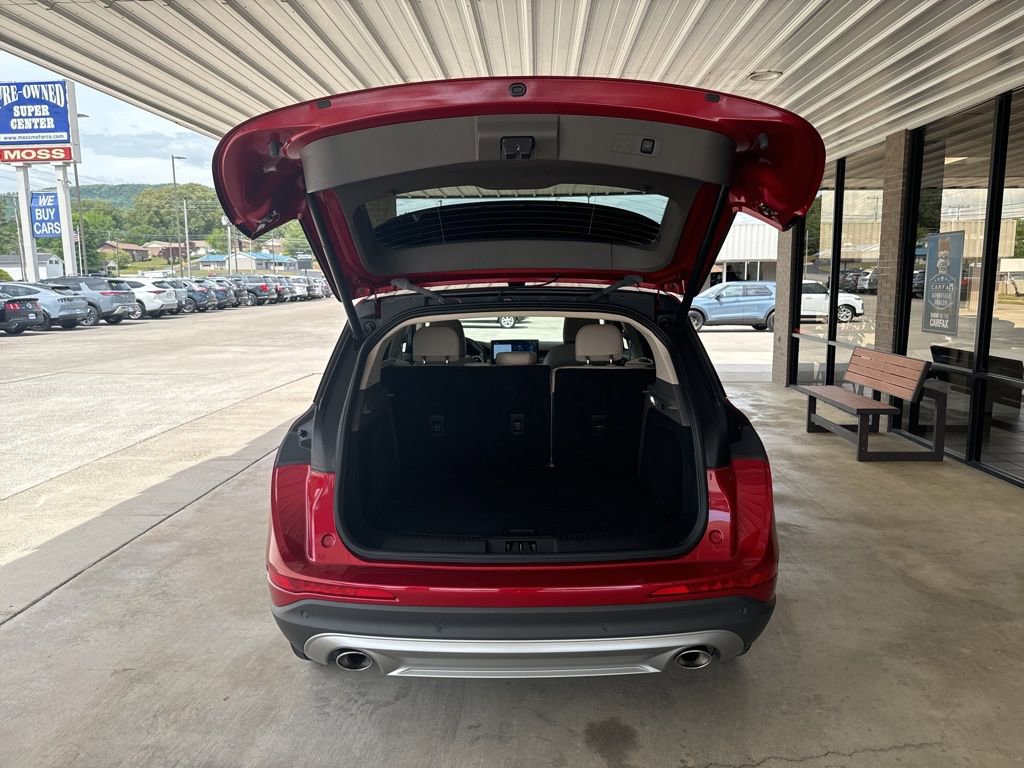 Used 2023 Lincoln Corsair FWD w/ Equipment Group 101A image 27