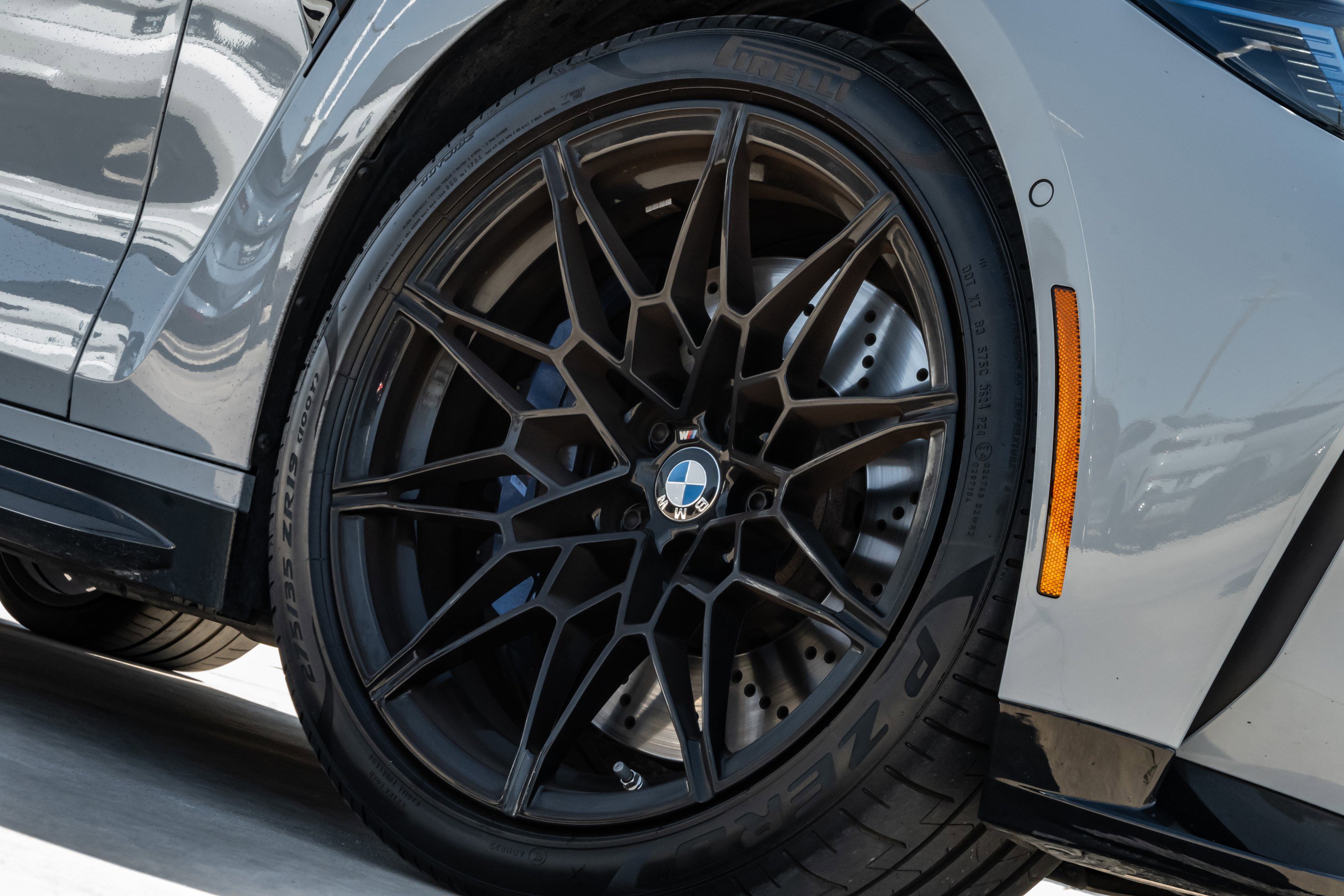 Used 2025 BMW M4 Competition image 9