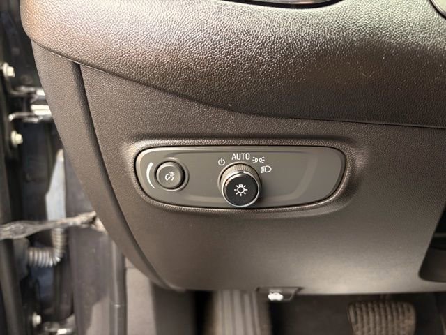 Used 2022 Chevrolet Equinox LT AWD/4WD image 30