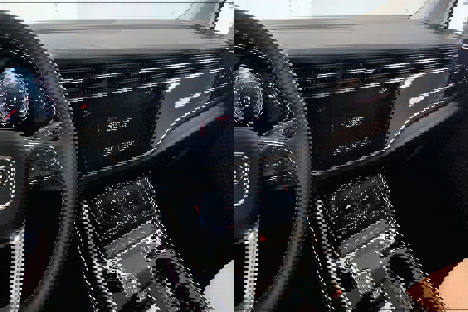 Certified 2025 Audi Q7 3.0T Premium Plus image 14