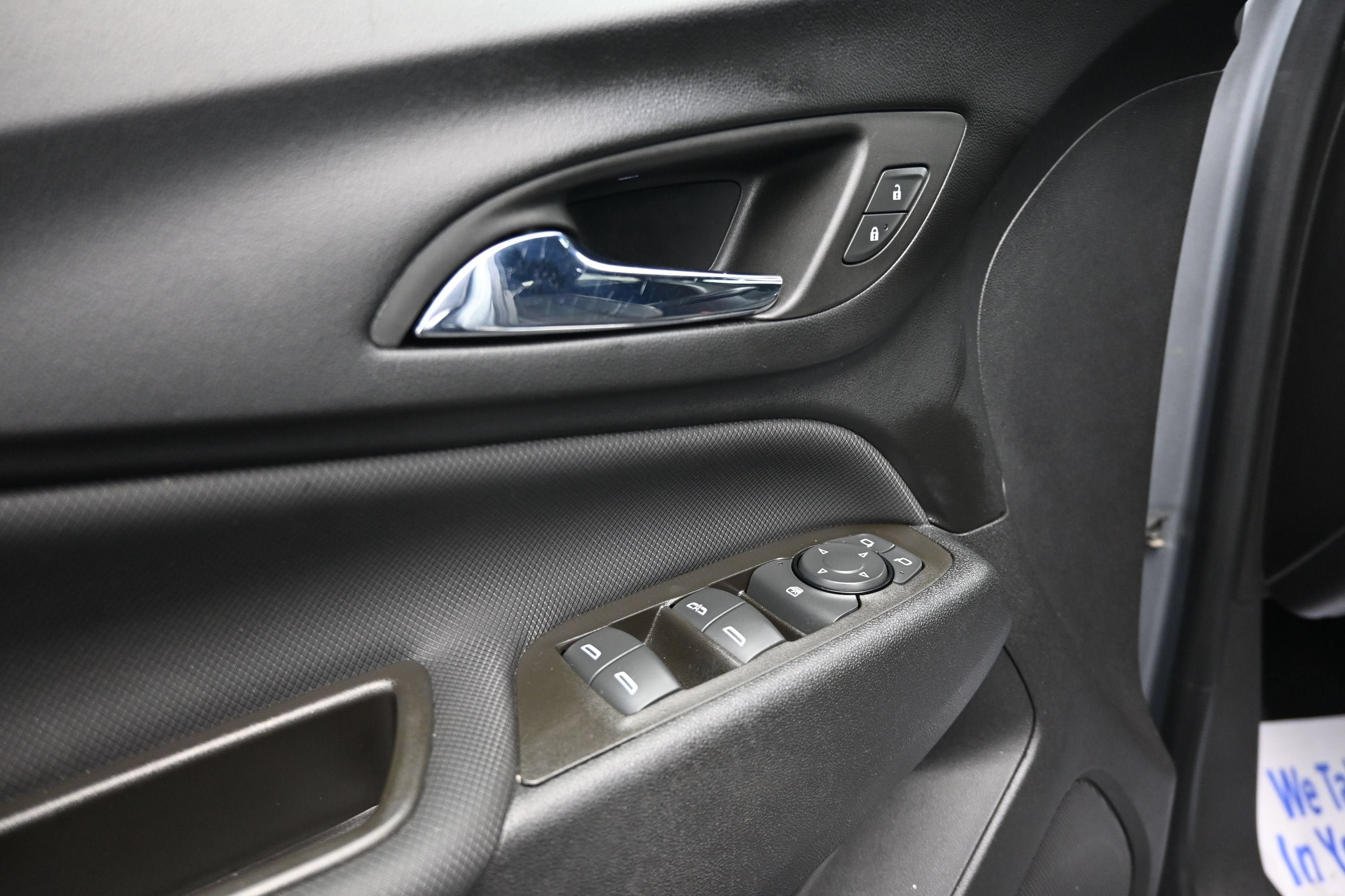 Certified 2023 Chevrolet Equinox RS FWD image 25