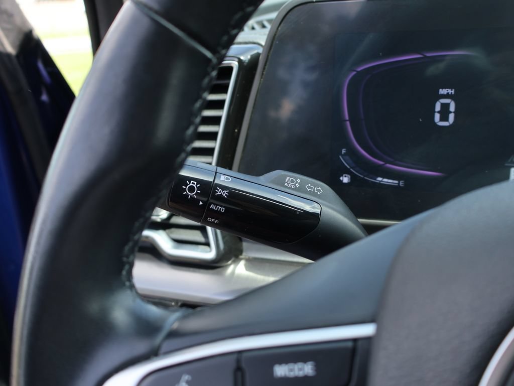 Used 2025 Kia Sportage EX AWD/4WD image 26
