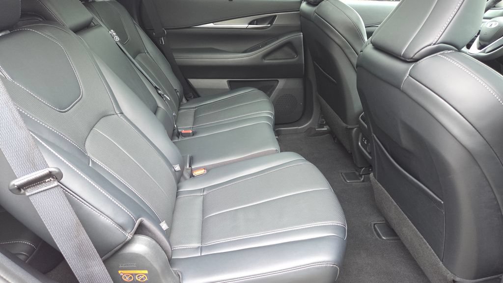 Used 2023 INFINITI QX60 Luxe w/ Cargo Package AWD/4WD image 14