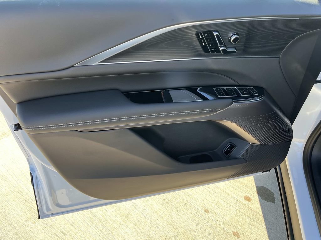 New 2026 Cadillac Lyriq Luxury RWD image 19