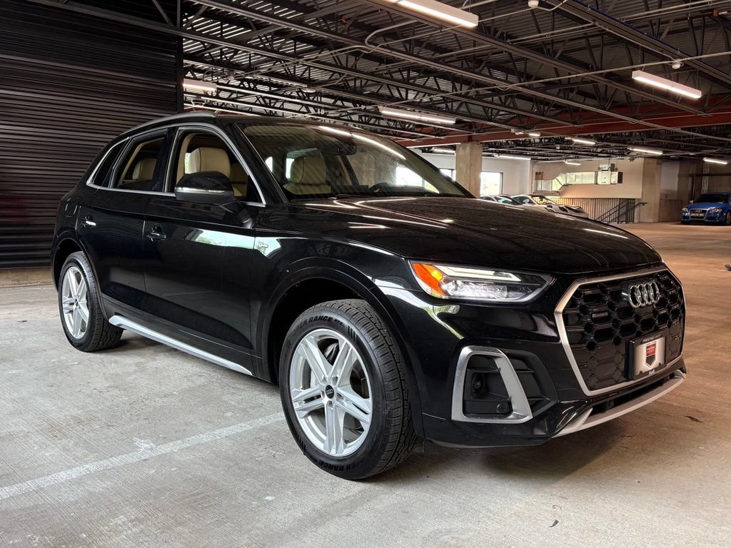 Used 2023 Audi Q5 e Premium Plus w/ Premium Plus Package AWD/4WD image 12