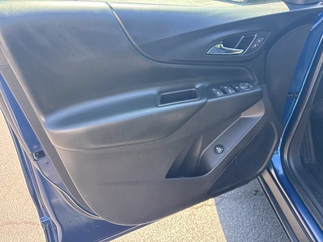 Used 2022 Chevrolet Equinox LT AWD/4WD image 13