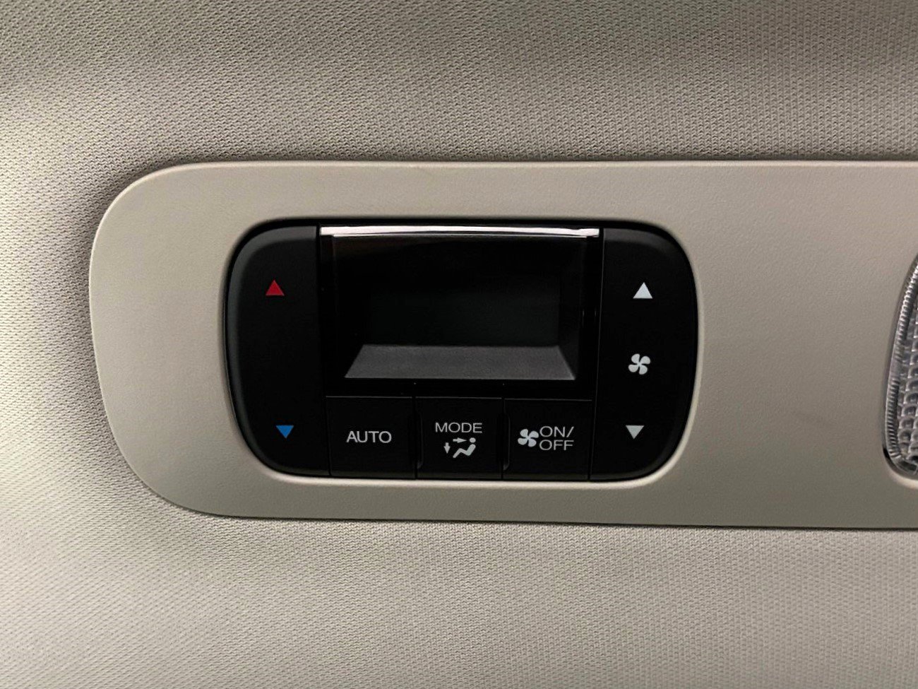 Used 2025 Honda Odyssey Touring image 35