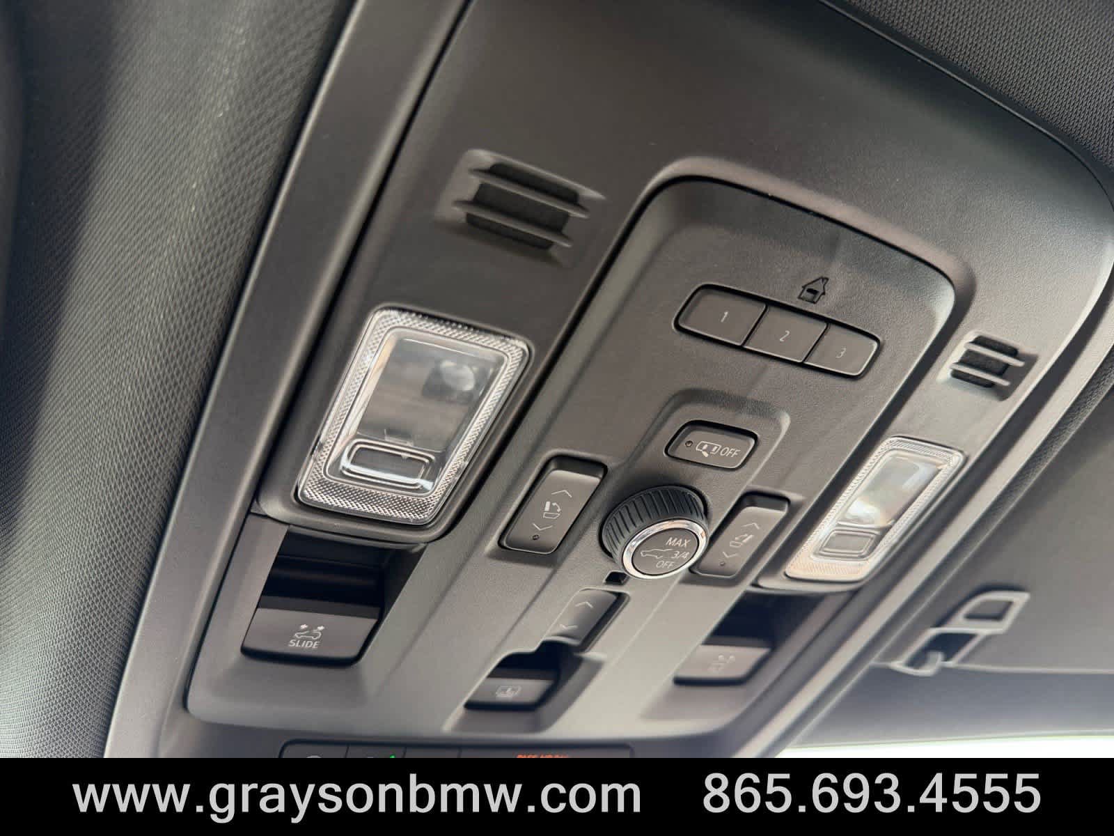 Used 2023 Chevrolet Tahoe High Country AWD/4WD image 34