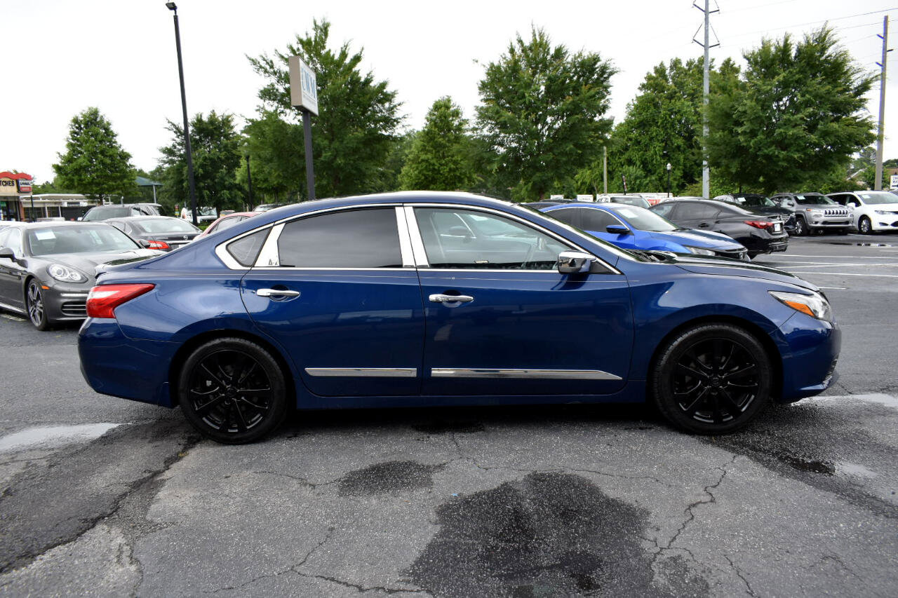 Used 2016 Nissan Altima 3.5 SR image 5
