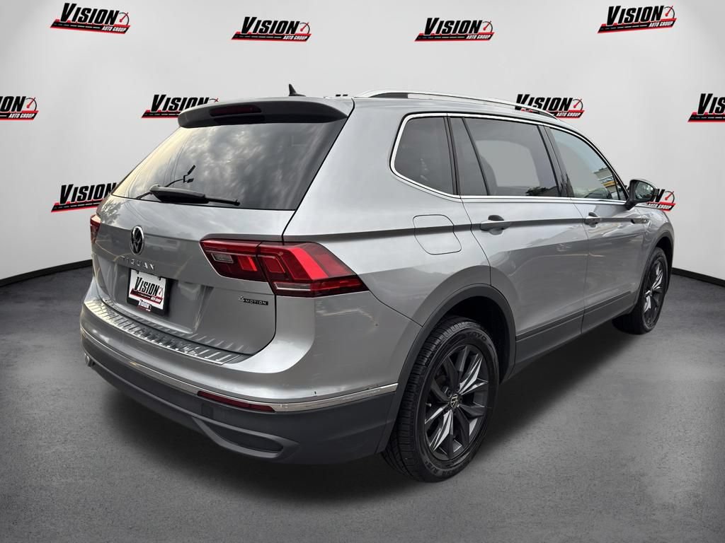 Used 2022 Volkswagen Tiguan SE AWD/4WD image 5