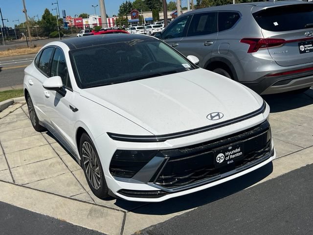 New 2026 Hyundai Sonata SEL FWD image 3