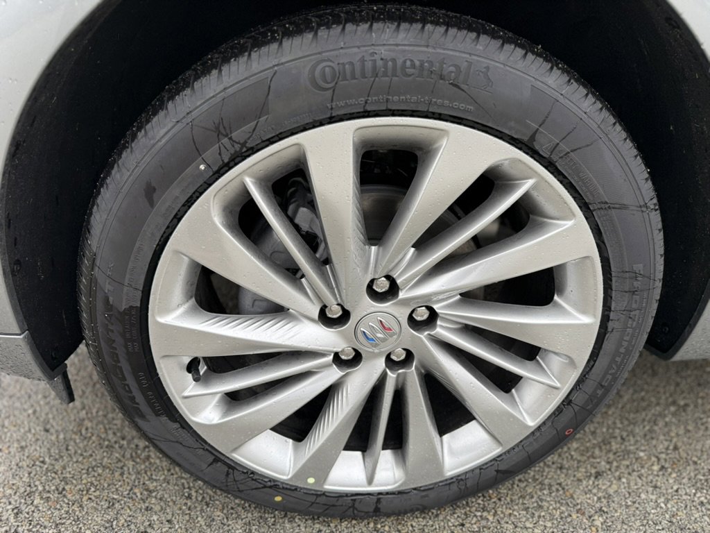 New 2026 Buick Envision Avenir image 9