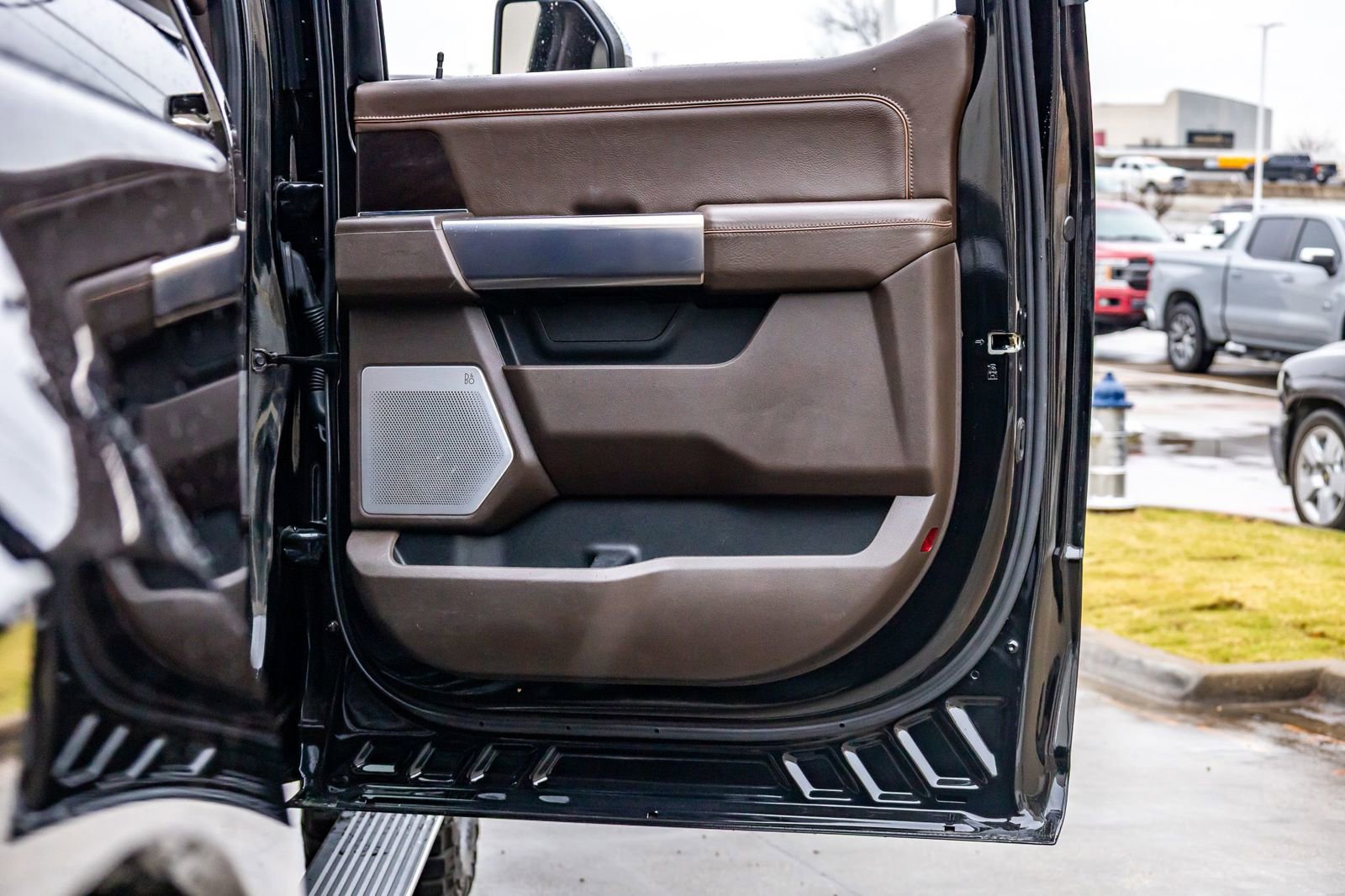 Used 2024 Ford F350 King Ranch w/ Chrome Package image 39