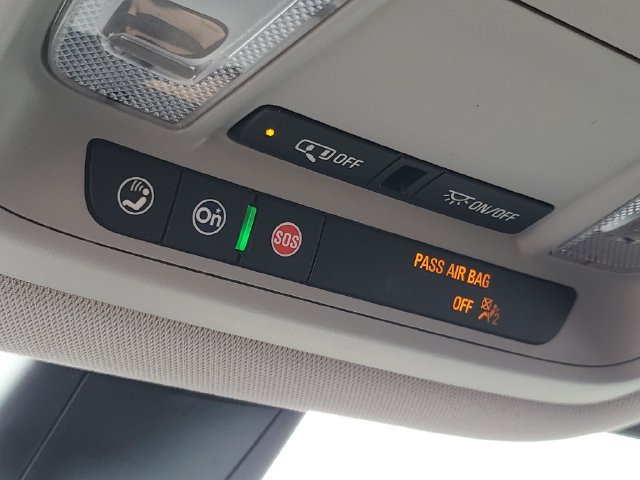 Used 2021 GMC Acadia SLE w/ Driver Convenience Package AWD/4WD image 23
